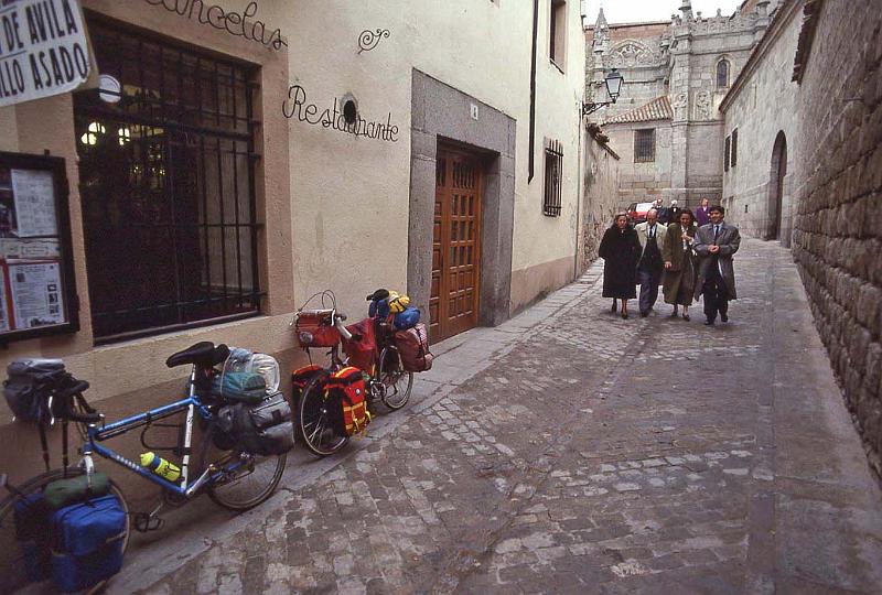 WT 2300 307-25 Spain.jpg